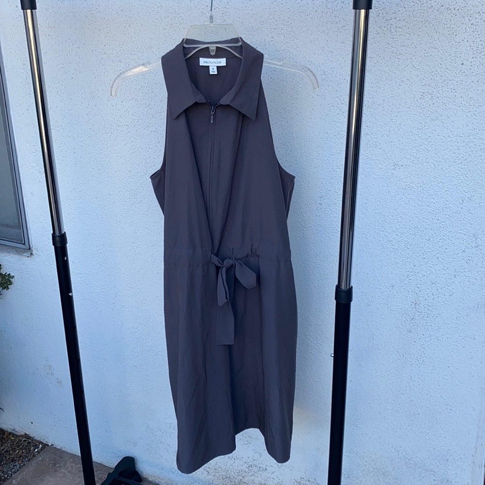 Prologue Sleeveless Collared Midi Dress in Charcoal
